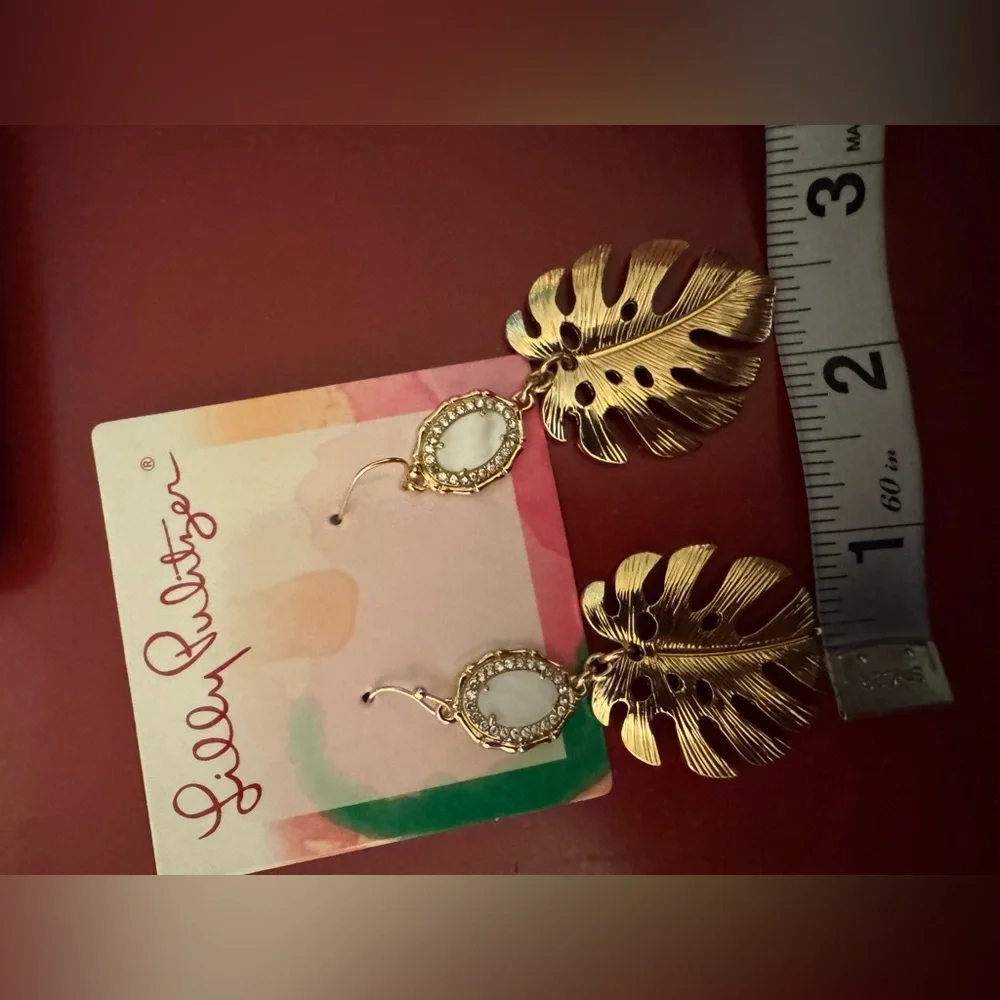 NWT Lilly Pulitzer Earrings Goldtone CZ Monstera Leaves Dangle Pierced NEW